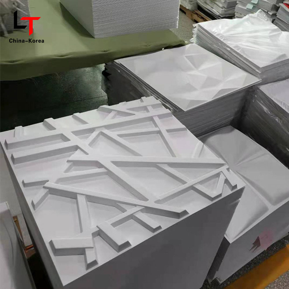 Modern 3D PVC Duvar Paneli/Etiket İç Su Geçirmez Mat Siyah Elmas Şekli Oturma Odası Yatak Odası Duvar Dekorasyonu için Su Geçirmez