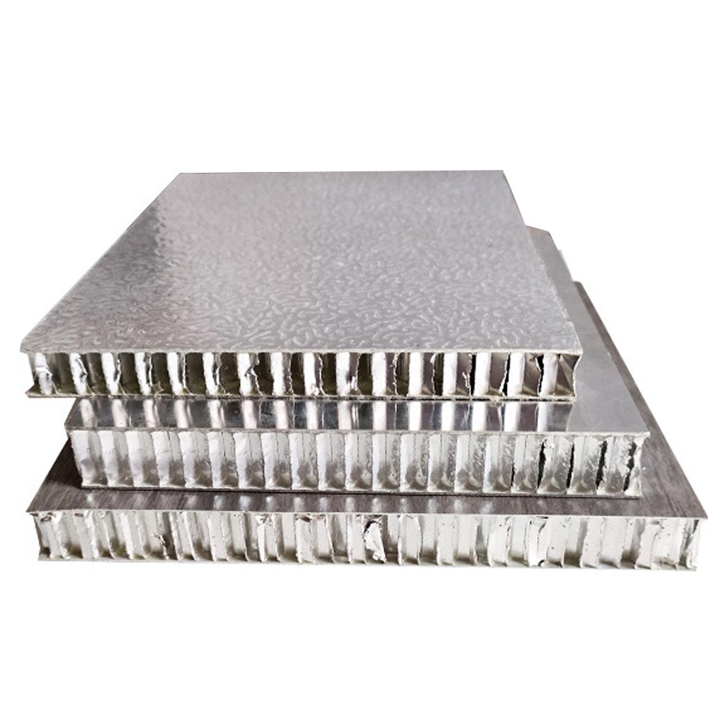 Petek yapısı alüminyum petek pvc duvar panelinin sağlamlığını nasıl etkiler?