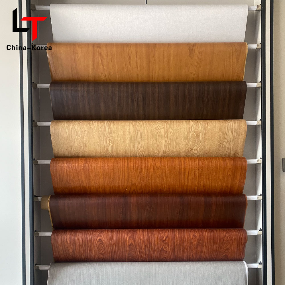 3D 5D Baskı Laminasyon Isı Transfer Filmi PVC Mobilya Dekorasyon Filmi Vakum Pres Folyo Kapı Duvar Paneli için WPC UV Kurulu